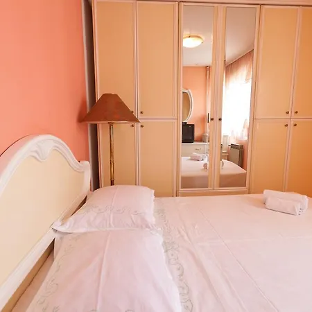 Felix Apartmán *