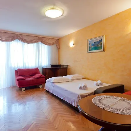 Felix Apartmán *